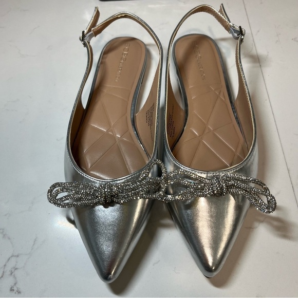 New BCBGeneration Kristin Silver Metallic Rhinestone Bow Slingback Flats 8 - Picture 10 of 10